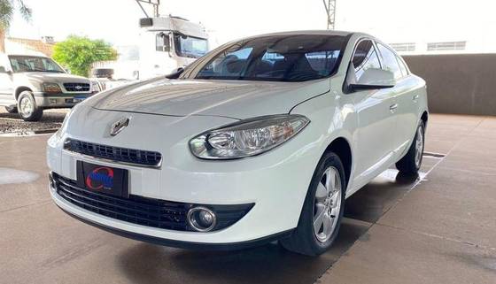 RENAULT FLUENCE 2.0 DYNAMIQUE 16V FLEX 4P AUTOMÁTICO